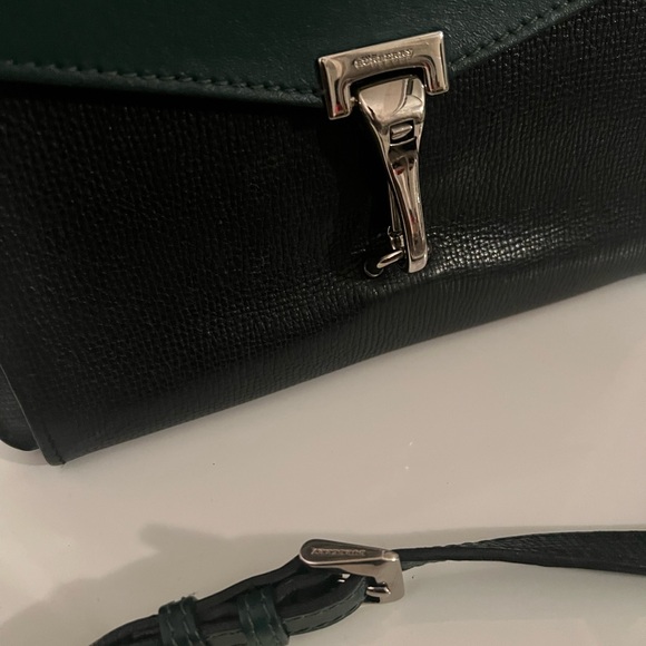 Burberry Dark Green/Black Macken Leather Handbag - Picture 4 of 8